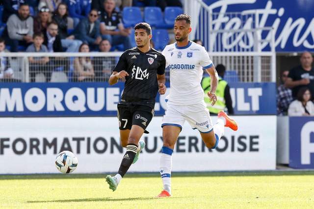 弗格32分辽宁终结上海16连胜 江苏不敌新疆